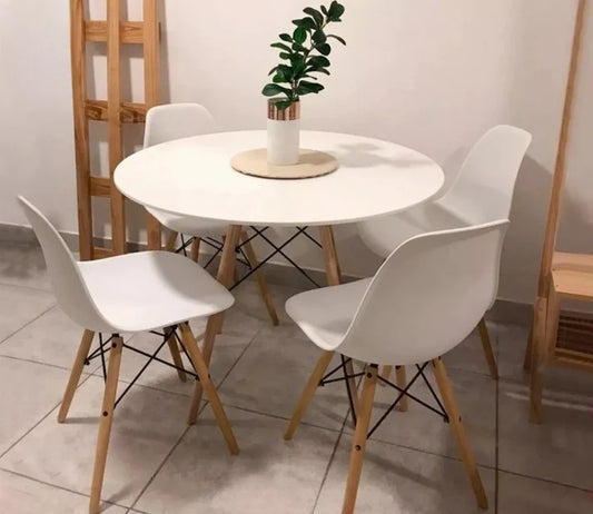 Kit de 4 Sillas Eames Minimalistas (No incluye mesa) SimplyHome™